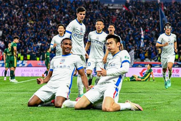 APP下载-常规赛巅峰对决！剑门火狐队火力全开钱塘青龙队，冲浪赛场再起波澜；球迷期待下一战的简单介绍